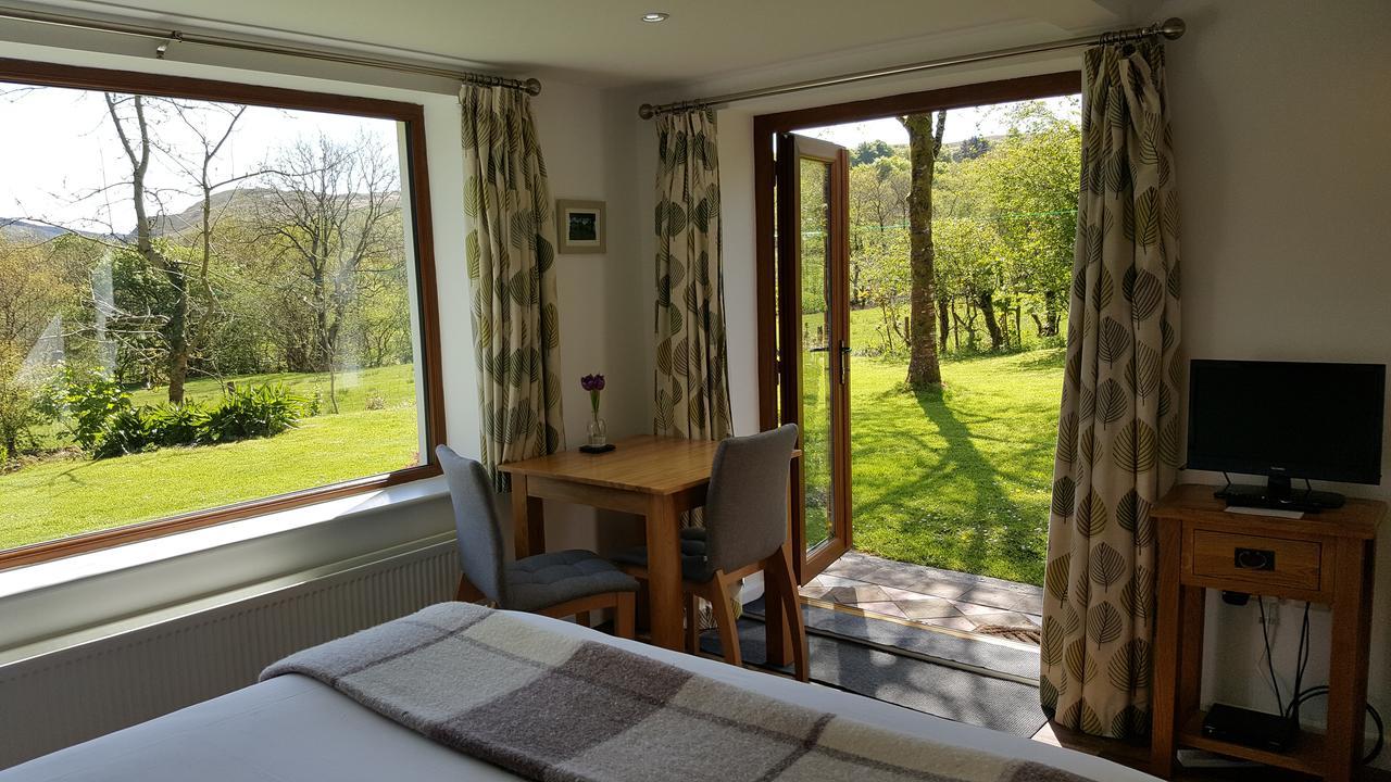 Nant Yr Onnen B&B And Holiday Cottage Tregaron ภายนอก รูปภาพ