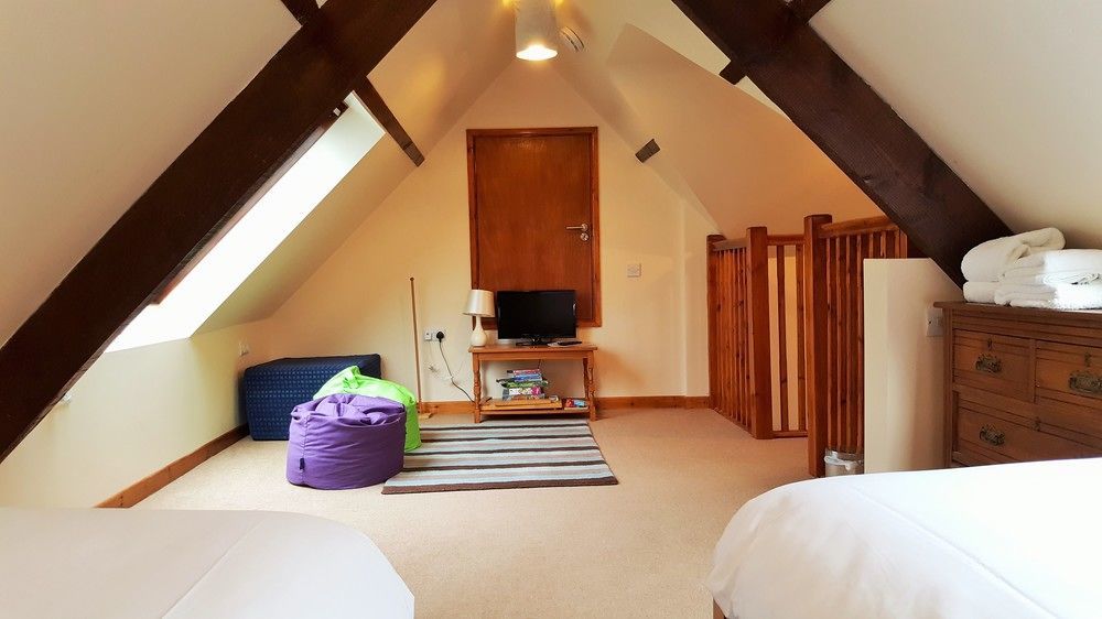 Nant Yr Onnen B&B And Holiday Cottage Tregaron ภายนอก รูปภาพ