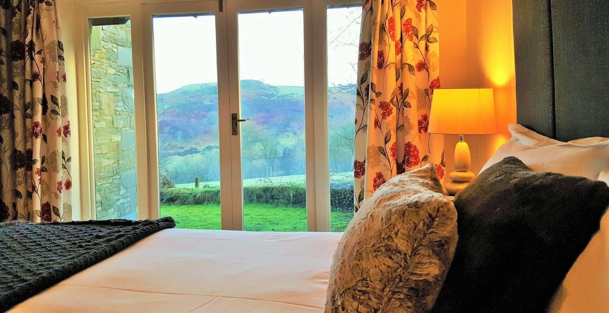 Nant Yr Onnen B&B And Holiday Cottage Tregaron ภายนอก รูปภาพ